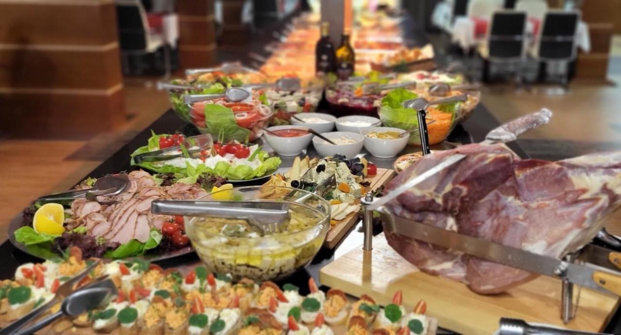 Family Apartmans Harry- Apartmans Of The Apart Hotel & Spa Zoned, Kopaonik - Special Benefit, Children Up To 13 Years Of Age Accompanied By Two Adults Stay For Free-Parking-Breakfast-Pool&Spa Esterno foto