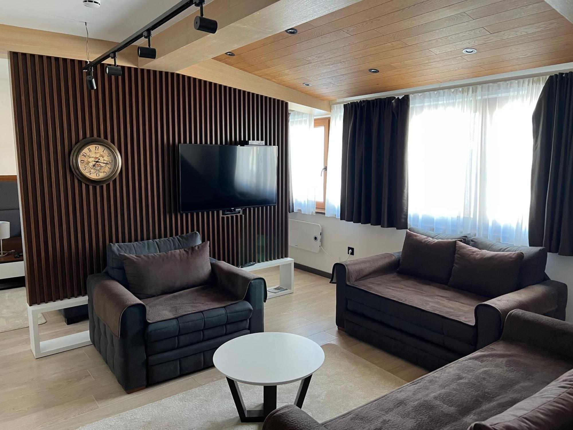 Family Apartmans Harry- Apartmans Of The Apart Hotel & Spa Zoned, Kopaonik - Special Benefit, Children Up To 13 Years Of Age Accompanied By Two Adults Stay For Free-Parking-Breakfast-Pool&Spa Esterno foto