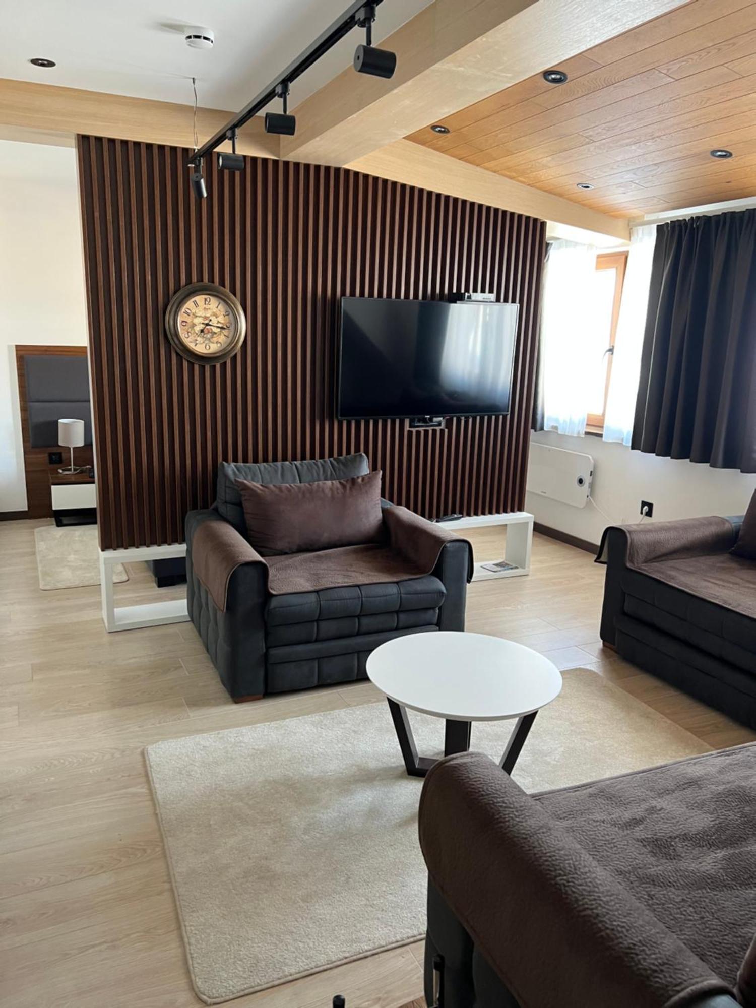 Family Apartmans Harry- Apartmans Of The Apart Hotel & Spa Zoned, Kopaonik - Special Benefit, Children Up To 13 Years Of Age Accompanied By Two Adults Stay For Free-Parking-Breakfast-Pool&Spa Esterno foto