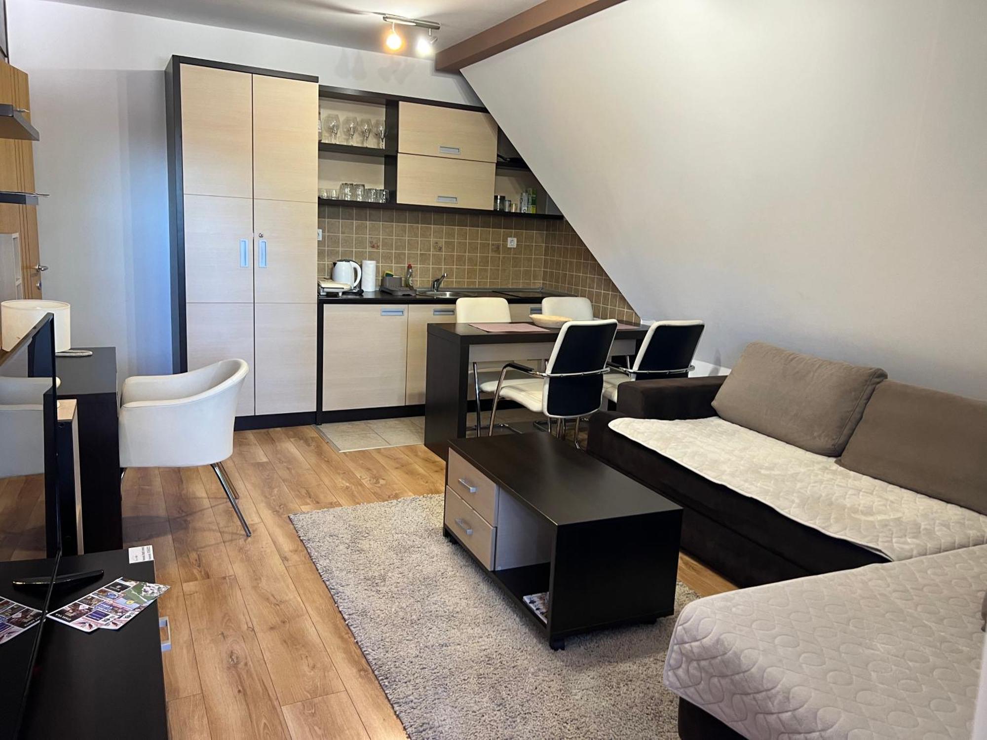 Family Apartmans Harry- Apartmans Of The Apart Hotel & Spa Zoned, Kopaonik - Special Benefit, Children Up To 13 Years Of Age Accompanied By Two Adults Stay For Free-Parking-Breakfast-Pool&Spa Esterno foto